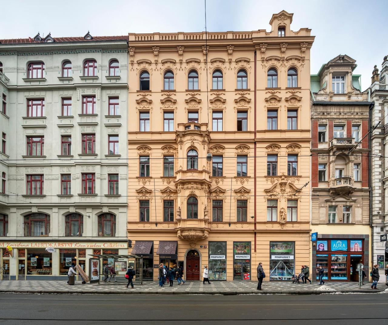 Capital Apartments Praga Exterior foto