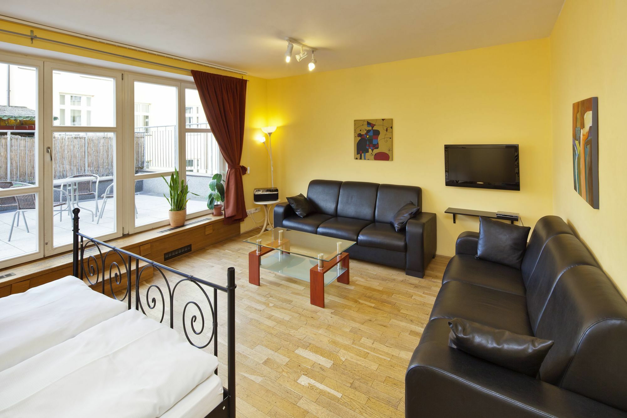Capital Apartments Praga Exterior foto