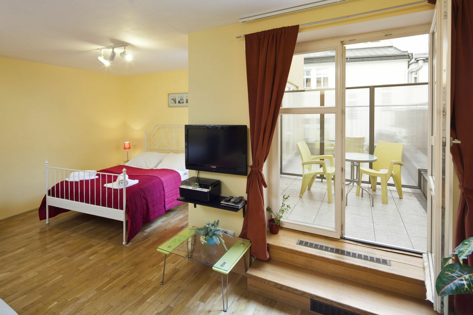 Capital Apartments Praga Exterior foto