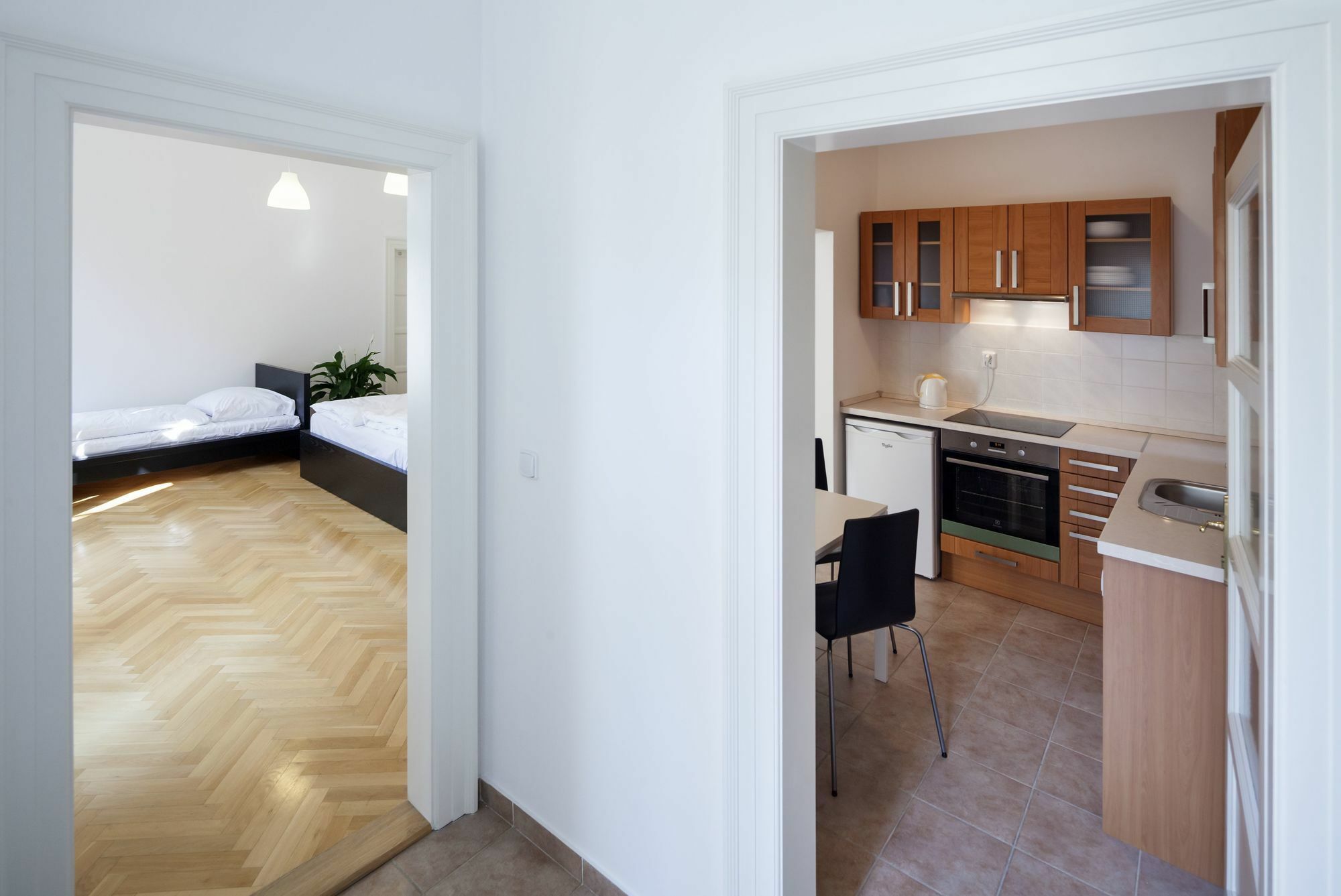 Capital Apartments Praga Exterior foto